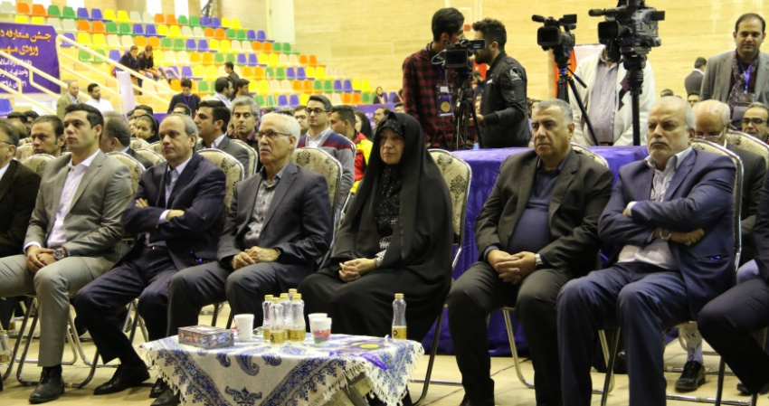 سخنرانی خانم دکتر داداندیش رئیس دانشگاه آزاد اسلامی واحد تهران غرب در افتتاحیه سومین همایش بین اللمی فوتبال کلینیک